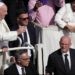 Dimite el jefe de seguridad del Papa por filtración confidencial