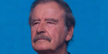 De nuevo Fox se avalanza contra AMLO en Twitter