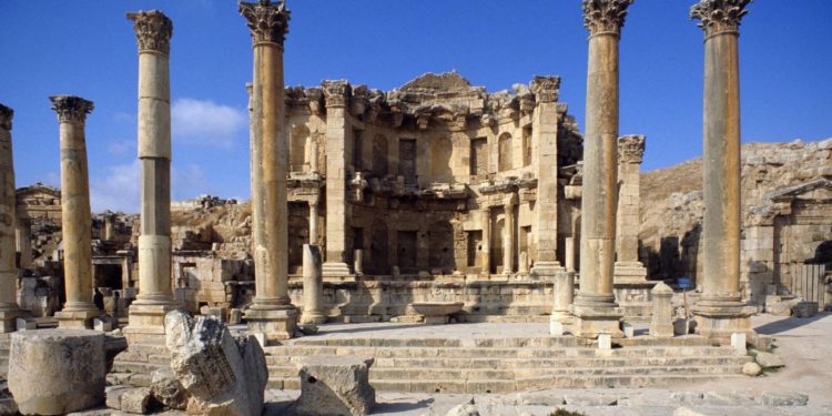 Apuñalados tres turistas mexicanos en Jordania