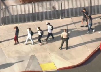 Al menos un muerto y seis heridos deja tiroteo en un instituto de California