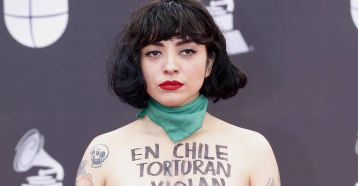 HOMENAJES ILUSTRADOS A MON LAFERTE