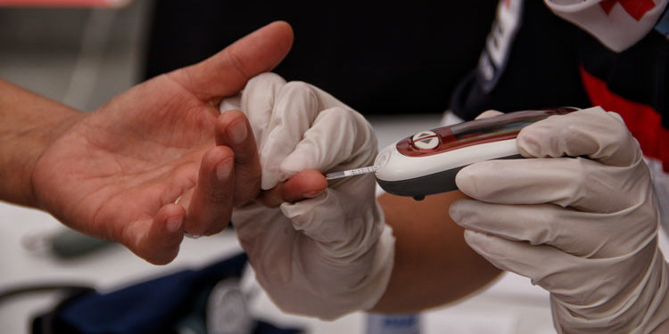 Falta de atención a diabetes puede ocasionar ceguera