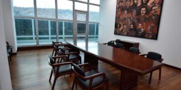 Exhiben lujoso departamento de Evo Morales