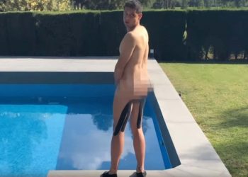 ‘Chicharito’ Hernández se desnuda para Naked Humans