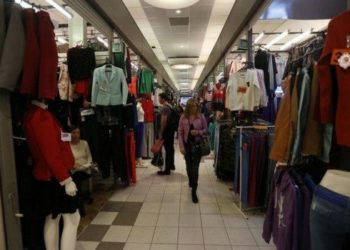 ¡Haz negocio con la ropa que ya no quieres en tu clóset!