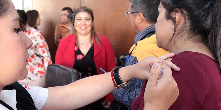 Congreso del Estado se suma a la campaña de vacunación contra la ifluenza