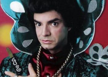 Eugenio Derbez se despide de Walter Mercado