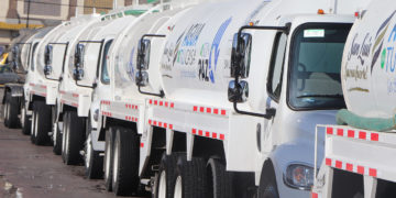Fortalece gobierno municipal abasto de agua en capital con 28 pipas