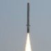 India lanza con éxito dos misiles con capacidad nuclear