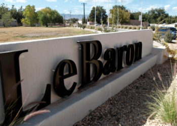 Los LeBarón preparan caravana a EU para pedirle ayuda a Trump