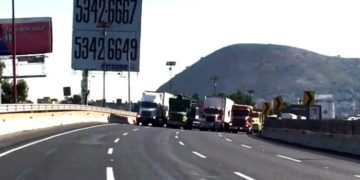 Transportistas bloquean la Méxio – Pachuca