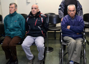 Condenan a dos sacerdotes y un jardinero por abusar sexualmente de niños sordos