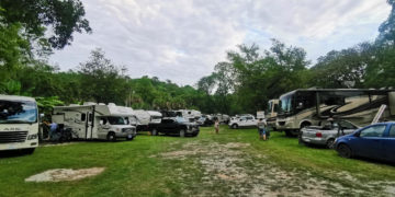 Caravana de turistas norteamericanos visitó la huasteca