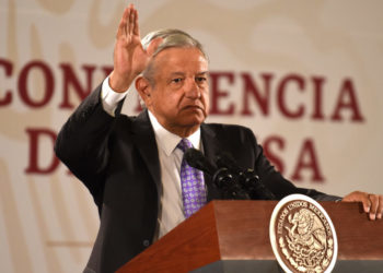 AMLO orgulloso de brindar asilo por razones humanitarias