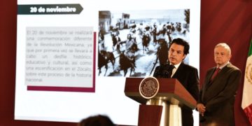Desfile interactivo por 109 aniversario Revolución