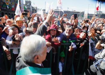 AMLO invita a celebrar en el Zócalo su primer año de gobierno