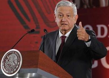 López Obrador reconoce 5 momentos de crisis en su primer año