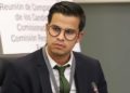 Después de muchos intentos ya tiene trabajo… ¡de director!