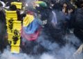 Tres muertos por disturbios en Colombia