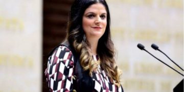 Cae en coma secretaria de Bienestar Social de Jaime Bonilla