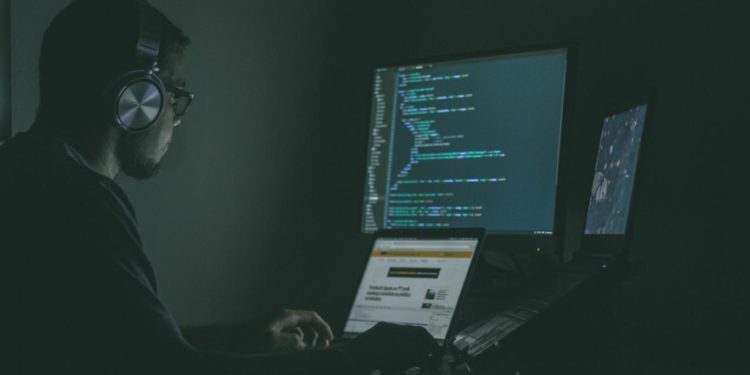 Filtran datos de 1,200 millones de personas a la Dark Web