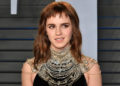 Emma Watson feliz de estar autoemparejada