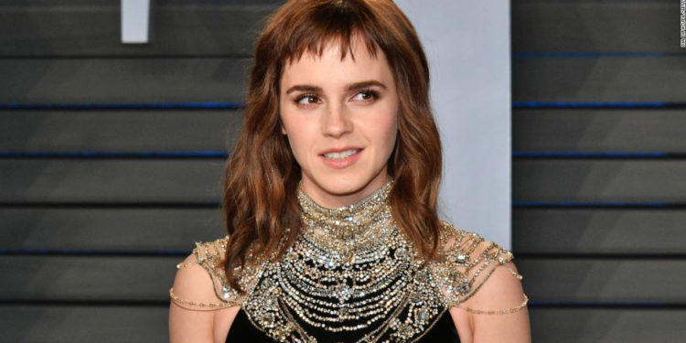 Emma Watson feliz de estar autoemparejada