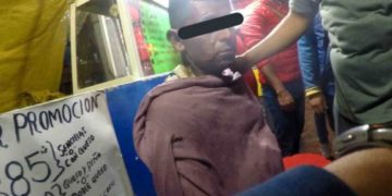 Hombre quema a vendedor para no pagarle comida