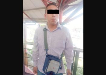Detienen a hombre por tratar de arrojar a su pareja al metro