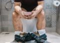 Usar el celular en el baño puede ser mortal