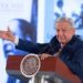 AMLO recomienda tres libros para entender el asilo político