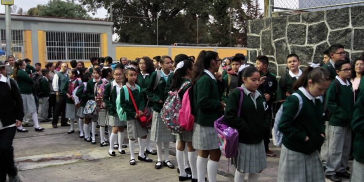 Inicia mega puente por aniversario de la Revolución Mexicana