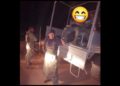 Hombre caritativo alimenta a bomberos
