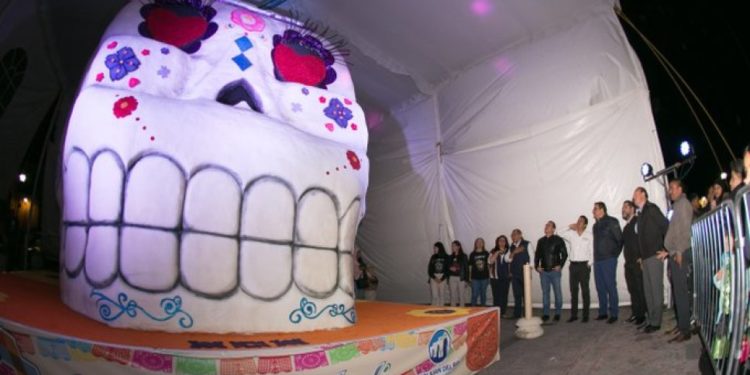 ¡Querétaro tiene la calaverita más grande del mundo!