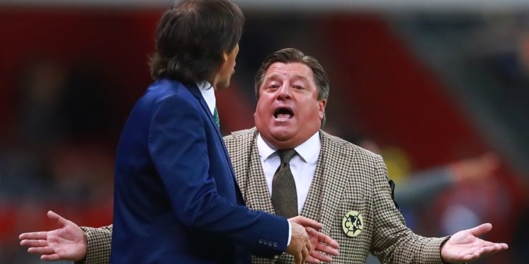 ‘Piojo’ fue suspendido  en el partido Santos Laguna
