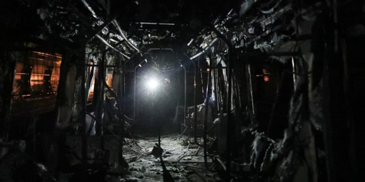 Metro de Santiago reanudará labores tras protestas