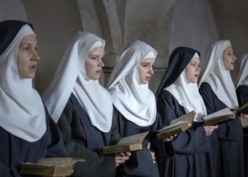 ¡Investigan a dos monjas por quedar embarazadas!