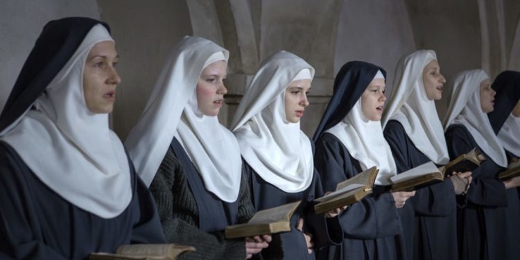 ¡Investigan a dos monjas por quedar embarazadas!