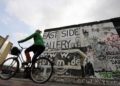 Recorrido en bici por la historia sobre el Muro de Berlín