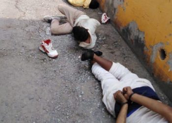 Dos muertos y 10 heridos, el saldo de otra riña en penal de Atlacholoaya