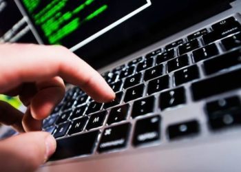 Estafadores operan bajo el engaño de bolsas de trabajo