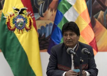 Evo Morales realiza aterrizaje de emergencia