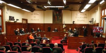 La austeridad no existe en órganos autónomos ni en el Poder Judicial