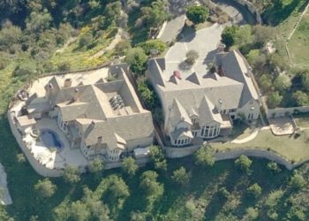 Venden en 135 mdp la mansión que fue de Jenni Rivera