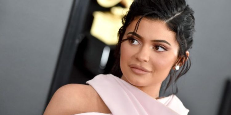 ¡Tremendo susto a Kylie Jenner y a su hija!