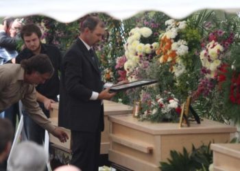 Comunidad LeBarón dijo adiós a Rhonita Miller y sus cuatro niños asesinados