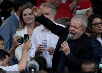 Lula comienza gira tras liberación