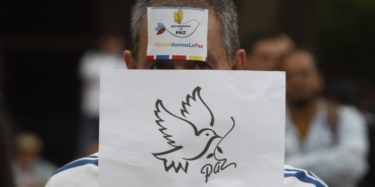 ¡No llega la paz en Colombia!