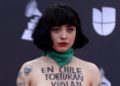 Policía chilena pide acción penal contra Mon Laferte