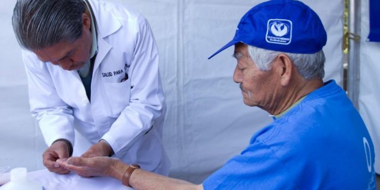 México con el menor gasto público en salud